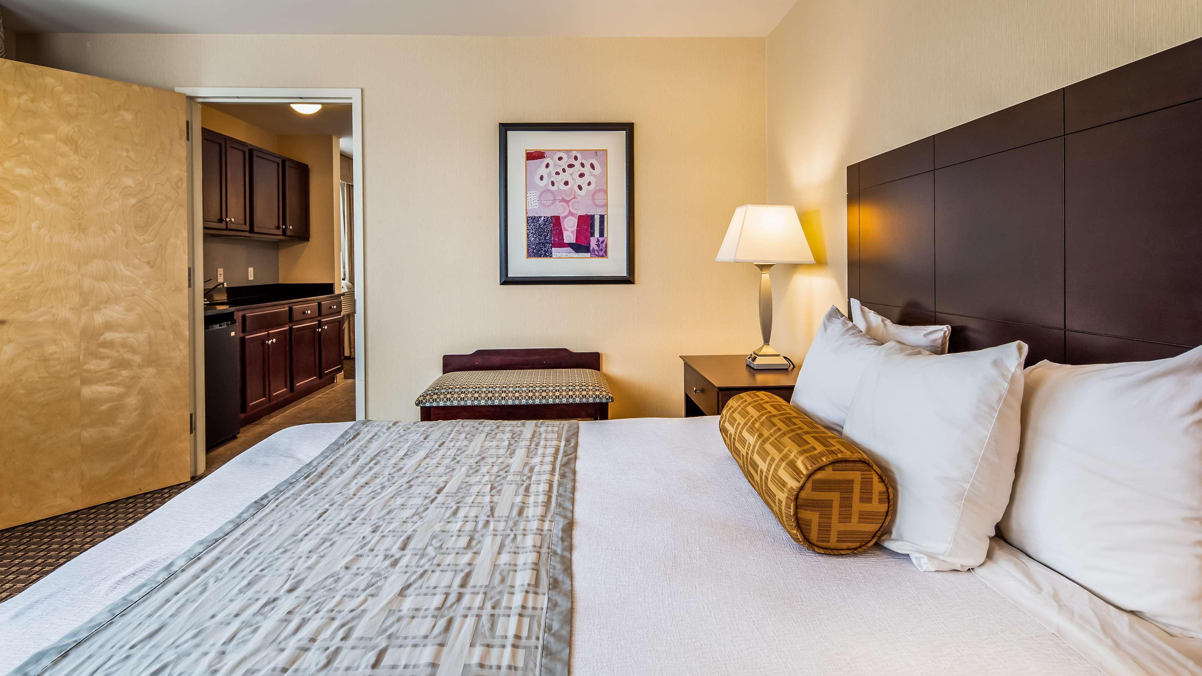 Best Western Plus Philadelphia Airport South - At Widener University Chester Eksteriør bilde