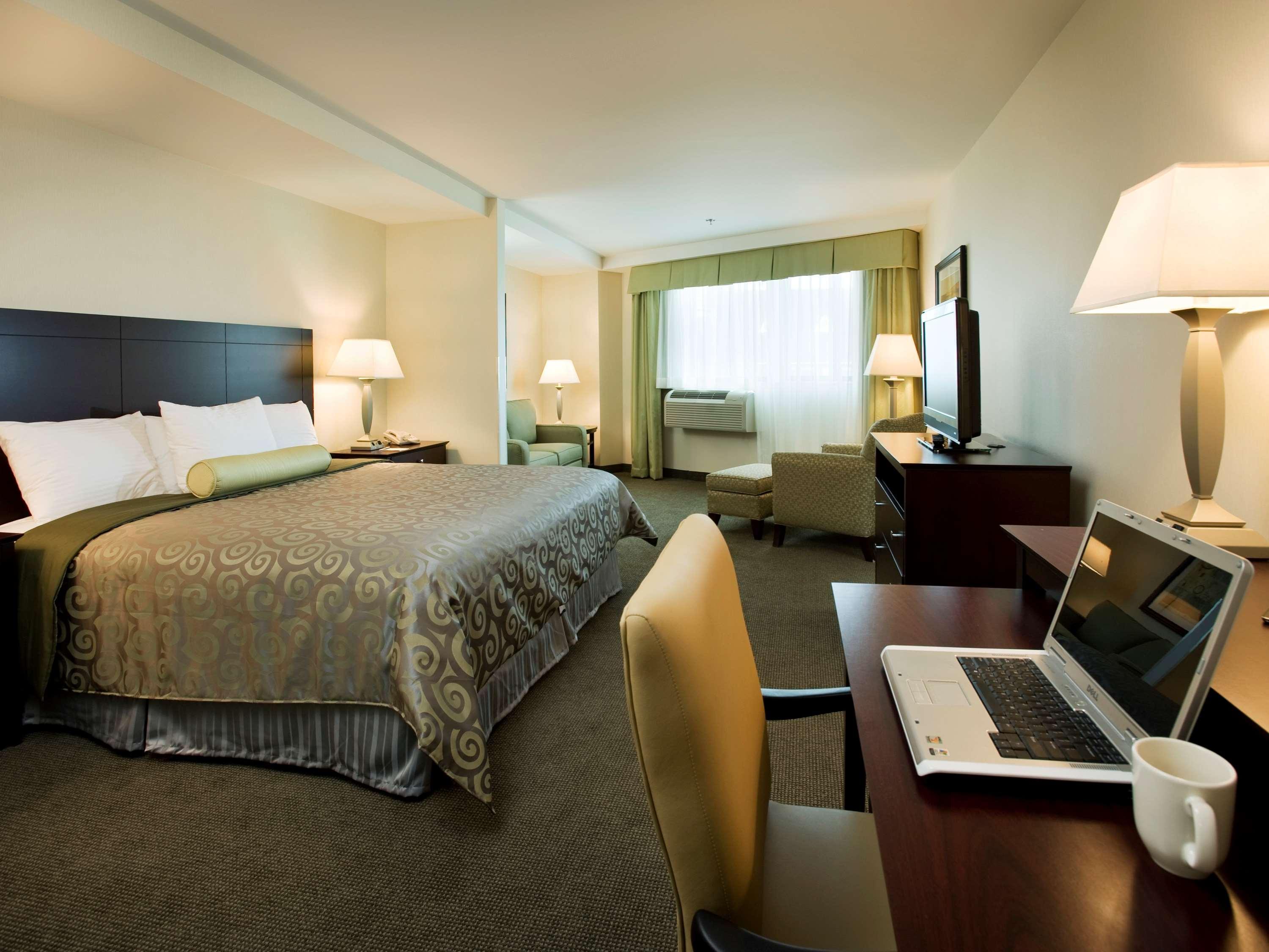 Best Western Plus Philadelphia Airport South - At Widener University Chester Eksteriør bilde