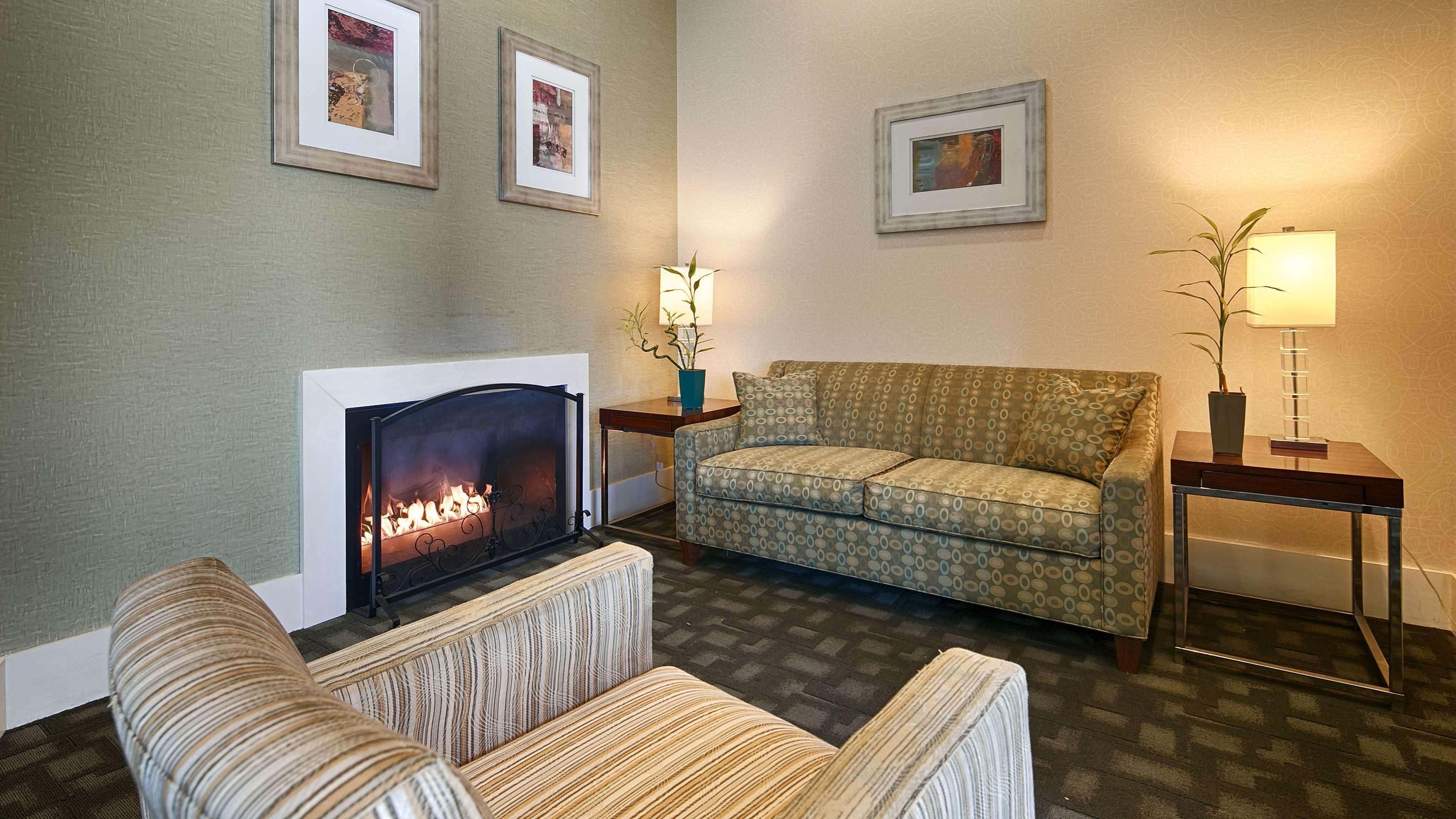 Best Western Plus Philadelphia Airport South - At Widener University Chester Eksteriør bilde