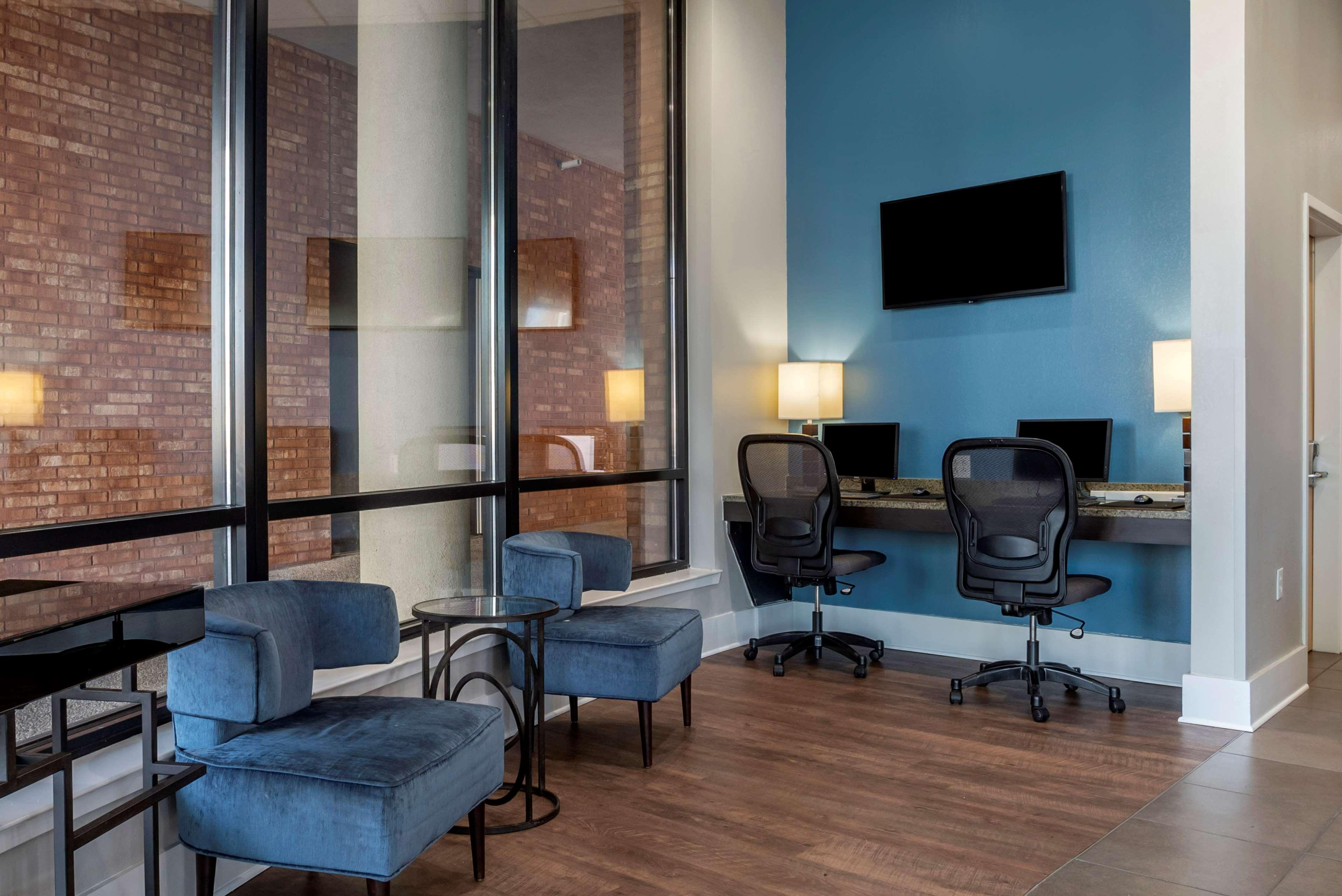 Best Western Plus Philadelphia Airport South - At Widener University Chester Eksteriør bilde